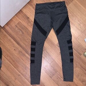 Chic Gray Leggings with Black Stripes